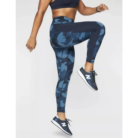 Flash Sale 🚩🛑⏳ Athleta All Blue Camouflage Size XS Tonal Blue Zip Pocket - Picture 4 of 11